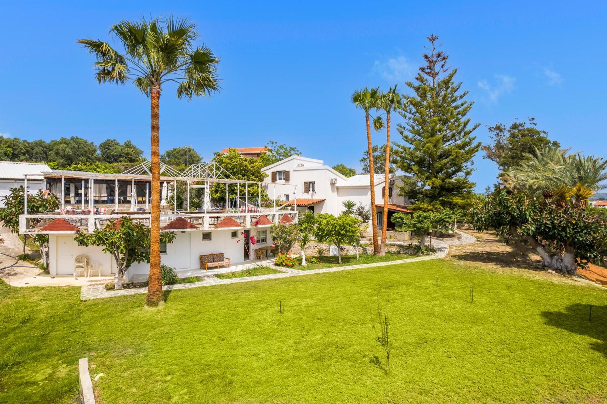 Rose Of Crete Aparthotel Platanés Екстериор снимка